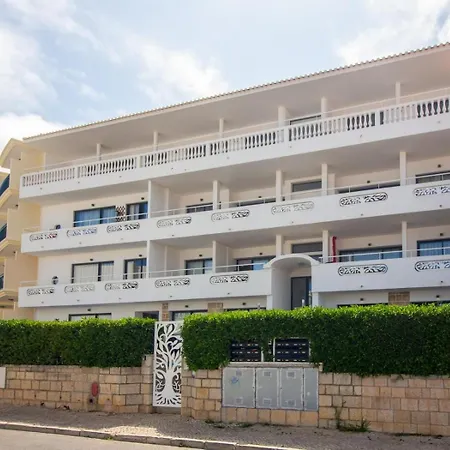 The Vista דירה